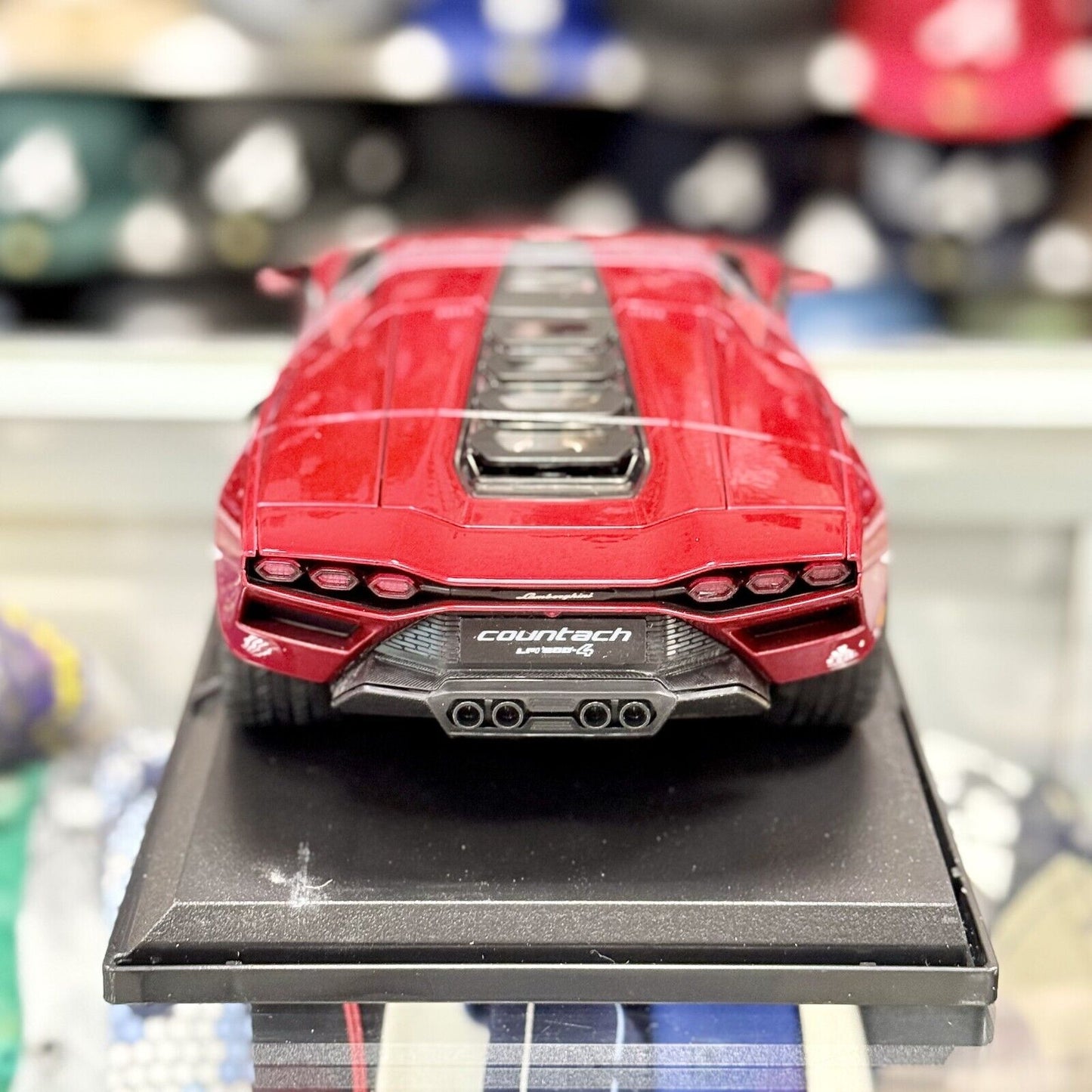 Maisto Lamborghini Countach LPI 800-4 Metallic Red 1/18 Scale Diecast Model Car | New - Product Image