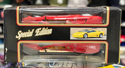 Maisto Lamborghini Diablo Red 1/18 Scale Diecast Model Car | New - Product Image