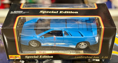 Maisto Lamborghini Diablo SE30 Jota Blue 1/18 Scale Diecast Model Car | New - Product Image