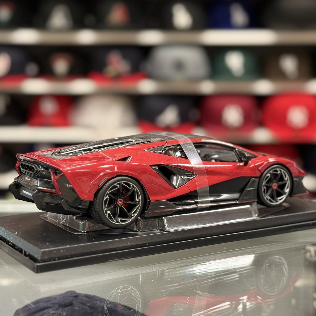 WORLD EXCLUSIVE - Maisto 1:18 Lamborghini Fenomeno in Deep Rosso Metallic RARE - Product Image