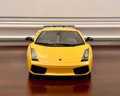 Maisto Lamborghini Gallardo Superleggera Yellow 1/18 Scale Diecast Model Car - Product Image