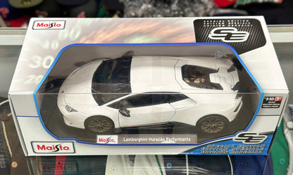 Maisto Lamborghini Huracan Performante White 1/18 Scale Diecast Model Car | New - Product Image