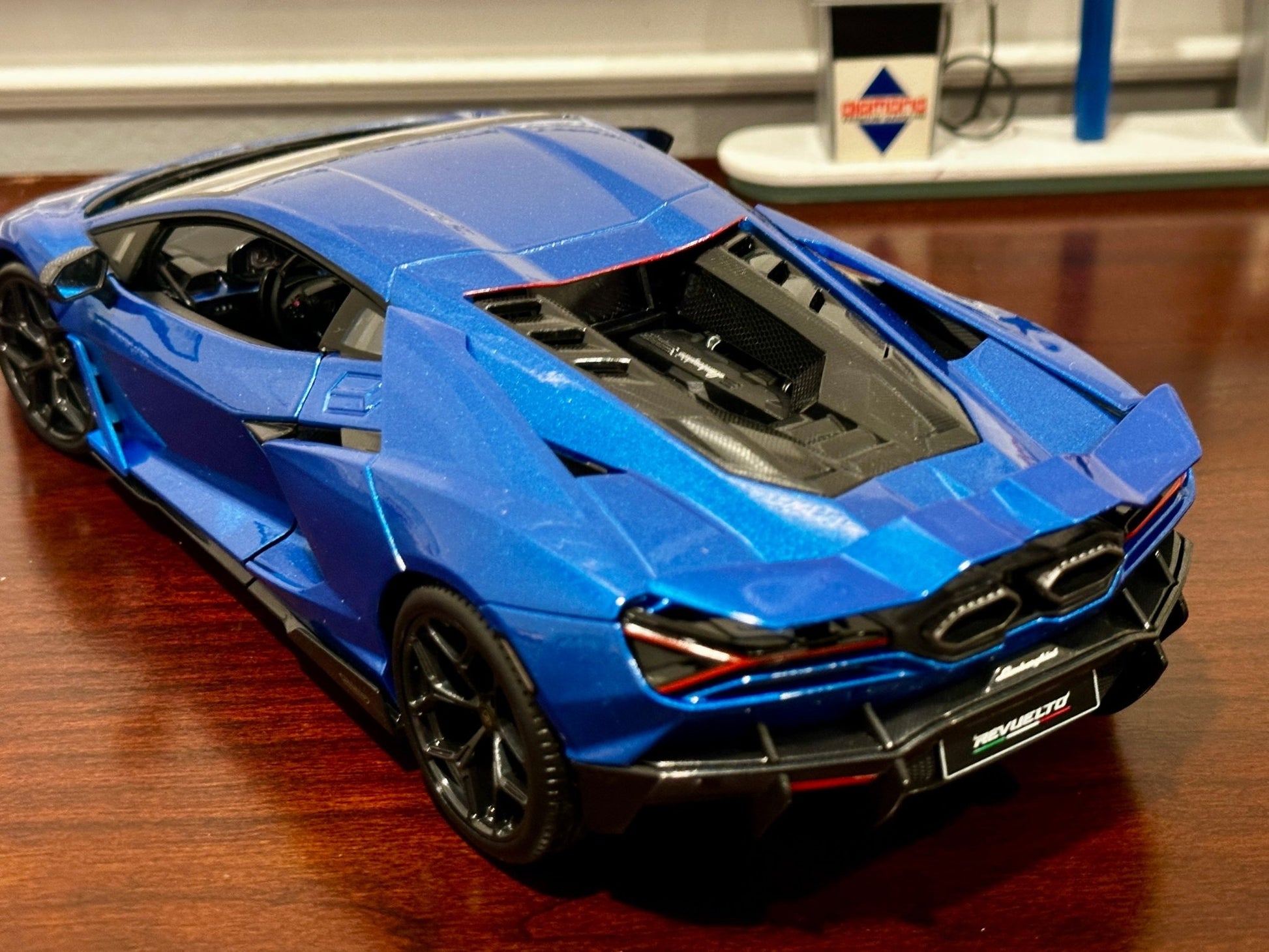 Maisto Lamborghini Revuelto Blue 1/18 Scale Diecast Model Car - Product Image