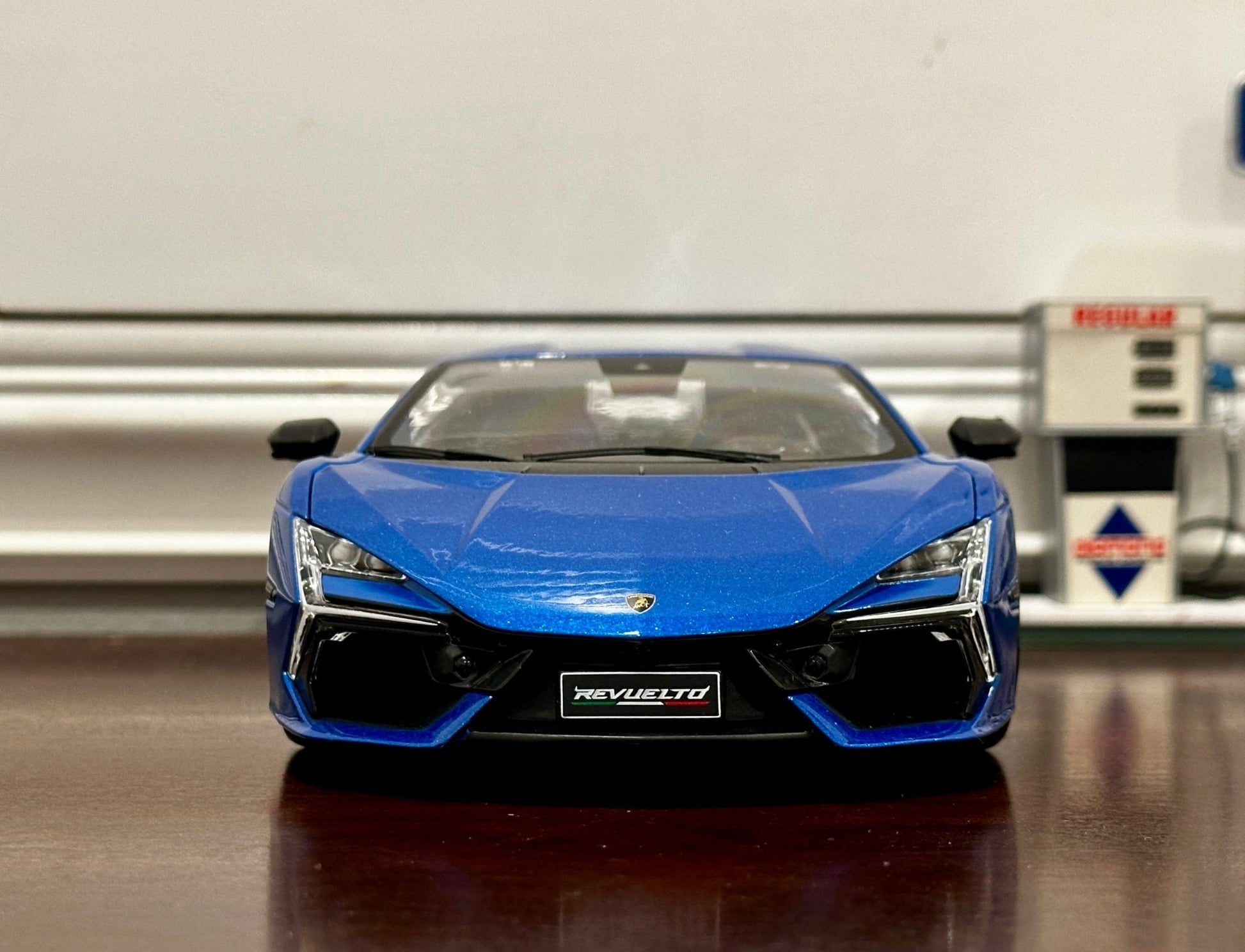 Maisto Lamborghini Revuelto Blue 1/18 Scale Diecast Model Car - Product Image