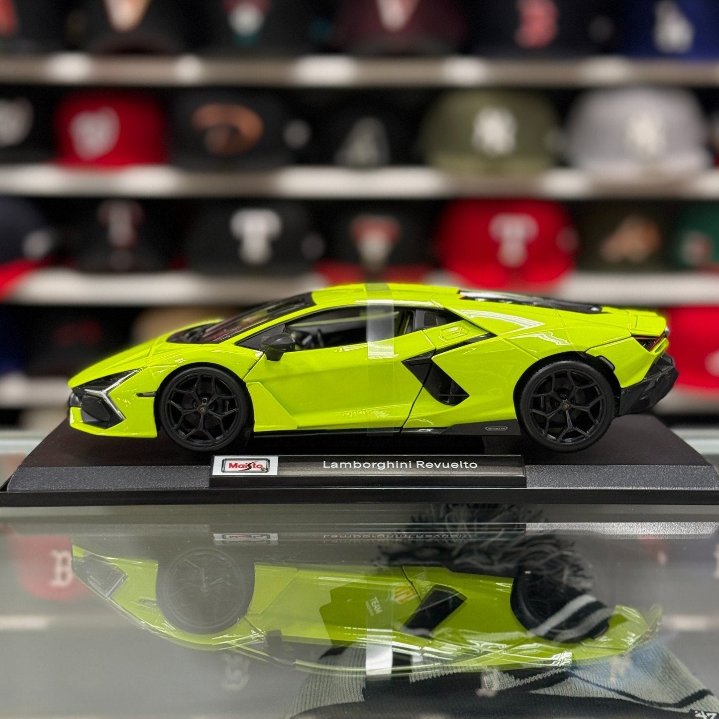 Maisto Lamborghini Revuelto Green 1/18 Scale Diecast Model Car | New - Product Image
