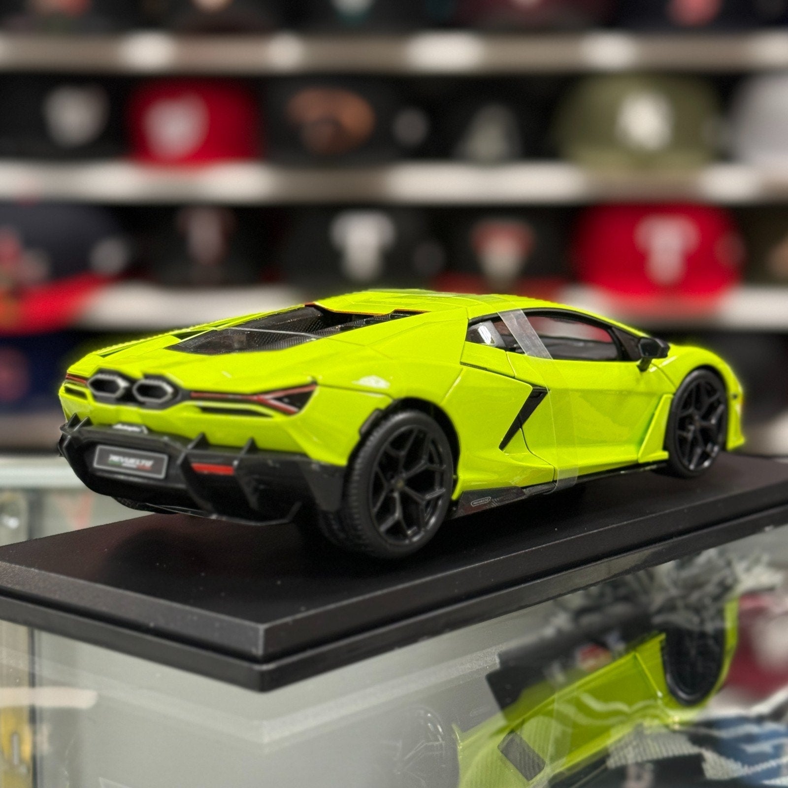 Maisto Lamborghini Revuelto Green 1/18 Scale Diecast Model Car | New - Product Image