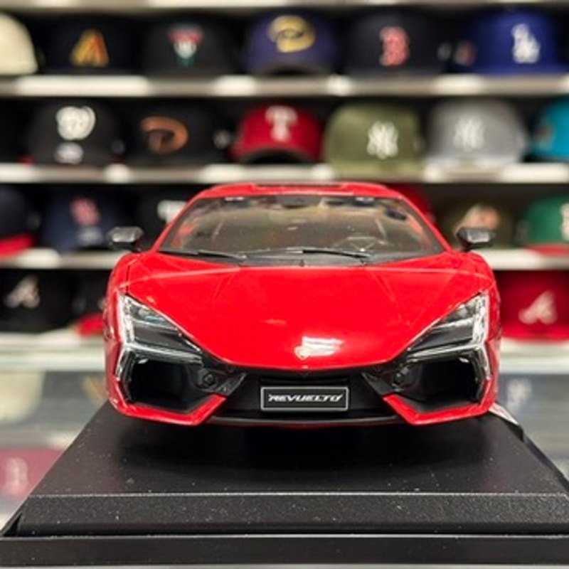 Maisto Lamborghini Revuelto Rosso Corsa Red 1/18 Scale Diecast Model Car | New - Product Image