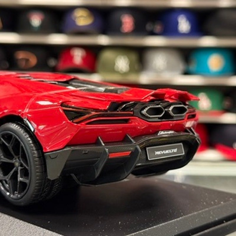 Maisto Lamborghini Revuelto Rosso Corsa Red 1/18 Scale Diecast Model Car | New - Product Image