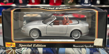 Maisto Maserati Spyder Silver 1/18 Scale Diecast Model Car - Product Image