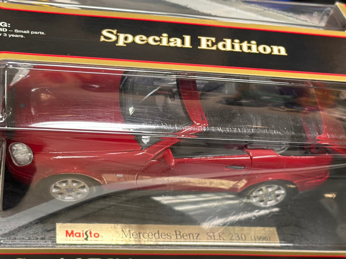 Maisto Mercedes Benz SLK 230 Red 1/18 Scale Diecast Model Car | New - Product Image
