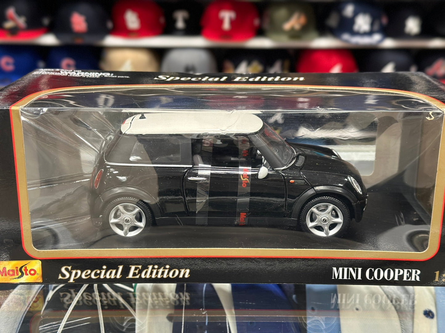 Maisto Mini Cooper Black 1/18 Scale Diecast Model Car - Product Image