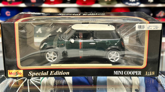Maisto Mini Cooper Green 1/18 Scale Diecast Model Car - Product Image
