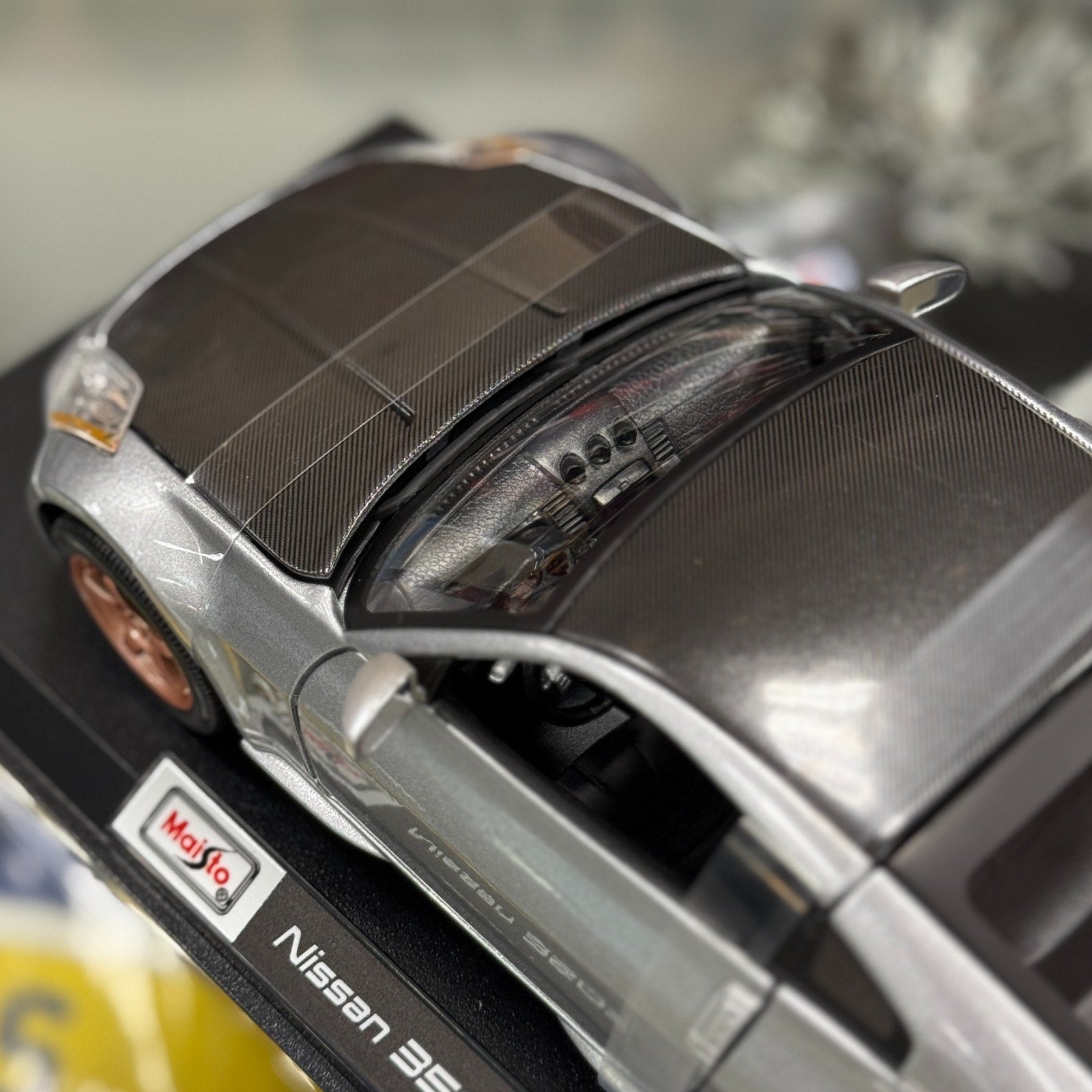 Maisto Nissan 350Z Nismo Silver w/ Bronze Wheel 1/18 Scale Diecast Model Car | New - Product Image