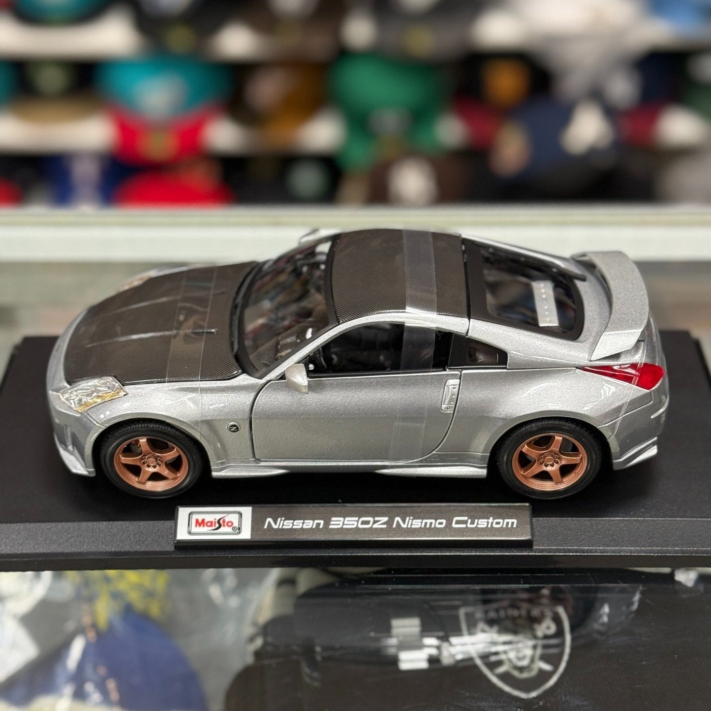 Maisto Nissan 350Z Nismo Silver w/ Bronze Wheel 1/18 Scale Diecast Model Car | New - Product Image
