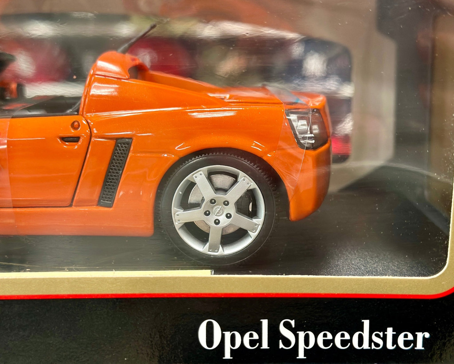 Maisto Opel Speedster Orange 1/18 Scale Diecast Model Car - Product Image