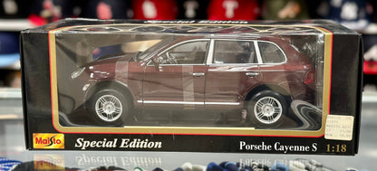 Maisto Porsche Cayenne S Maroon 1/18 Scale Diecast Model Car - Product Image