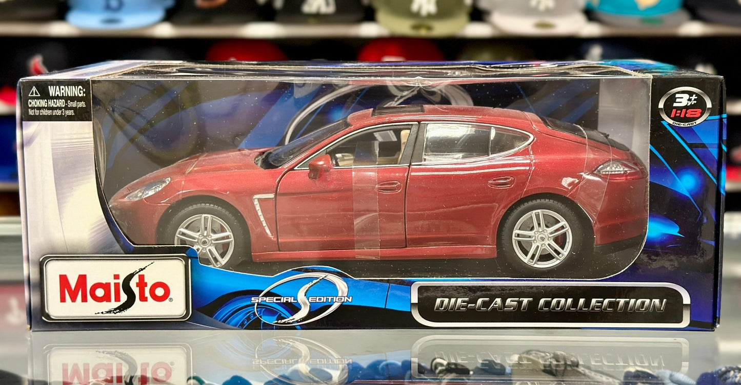 Maisto Porsche Panamera Turbo Maroon 1/18 Scale Diecast Model Car - Product Image