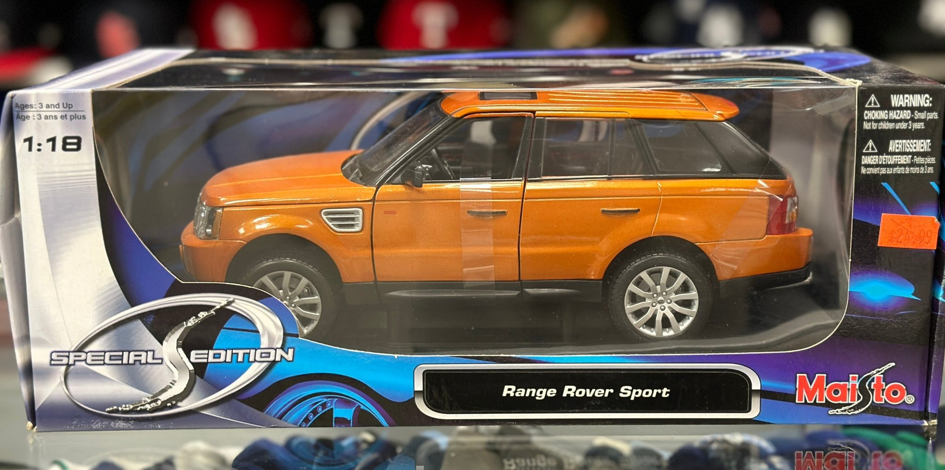 Maisto Range Rover Sport Orange 1/18 Scale Diecast Model Car - Product Image