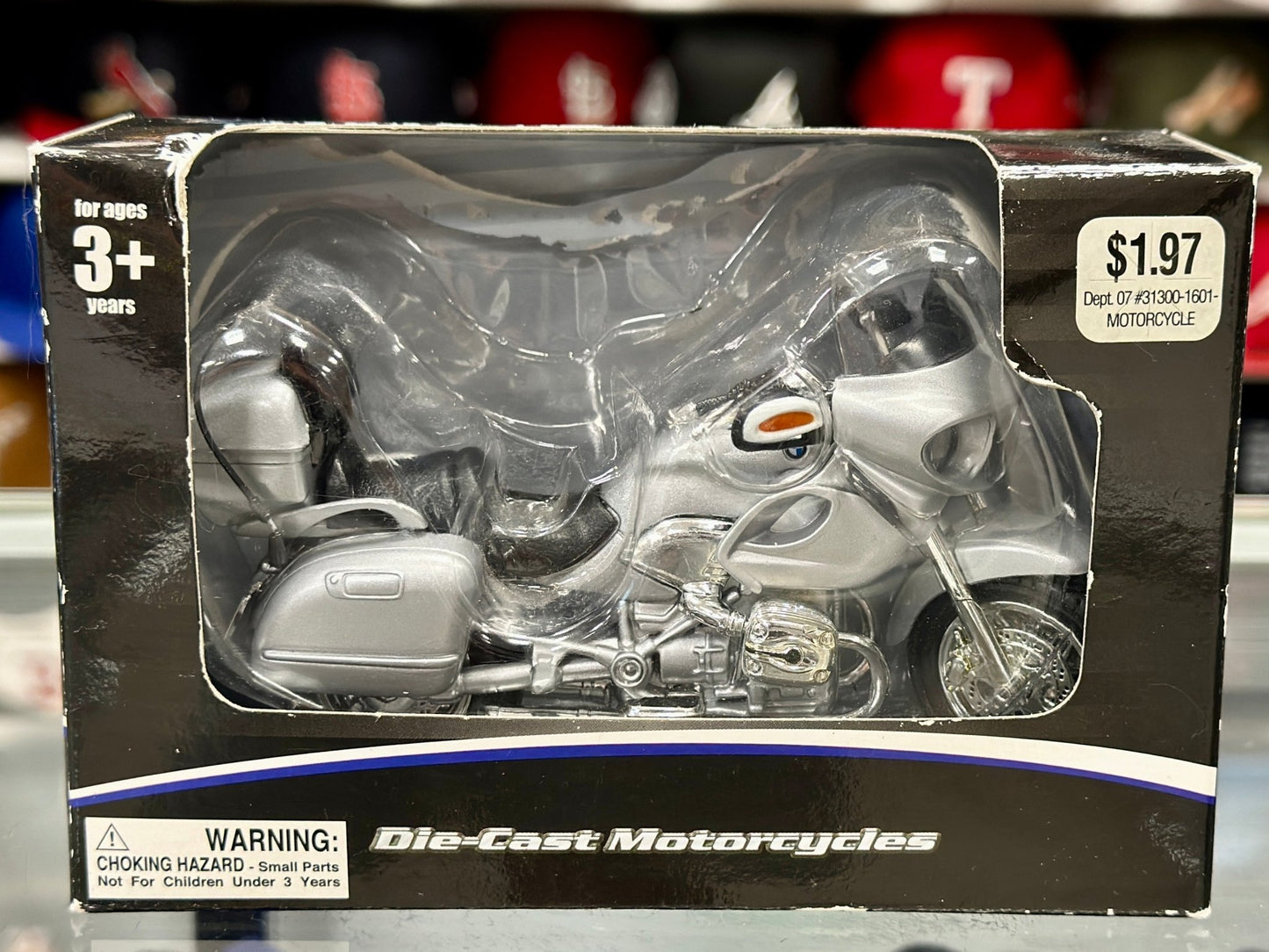 Maisto Silver Motorcycle 1/18 Scale Diecast Model Bike | New - Product Image