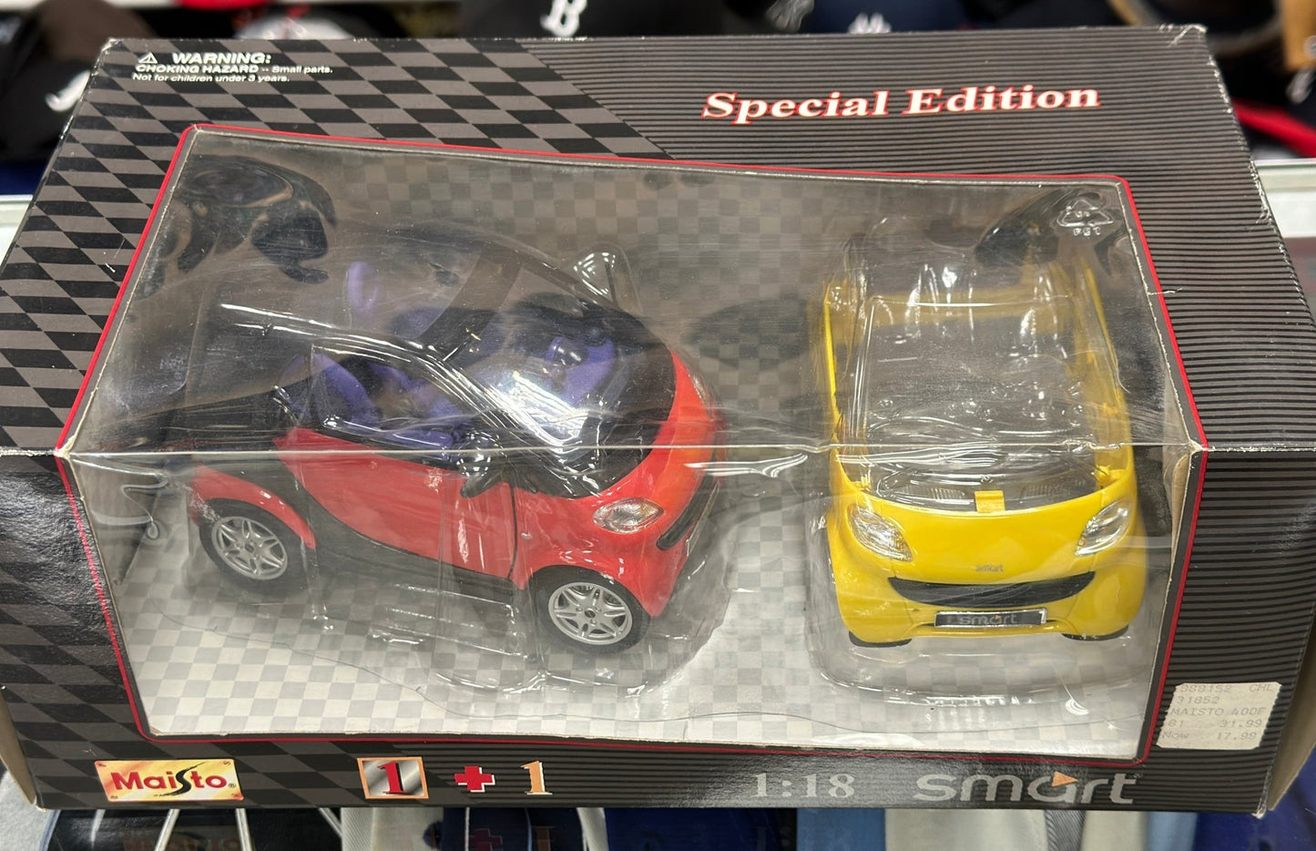 Maisto Smart Car Bundle Red and Yellow 1/18 Scale Diecast Model Car - Product Image