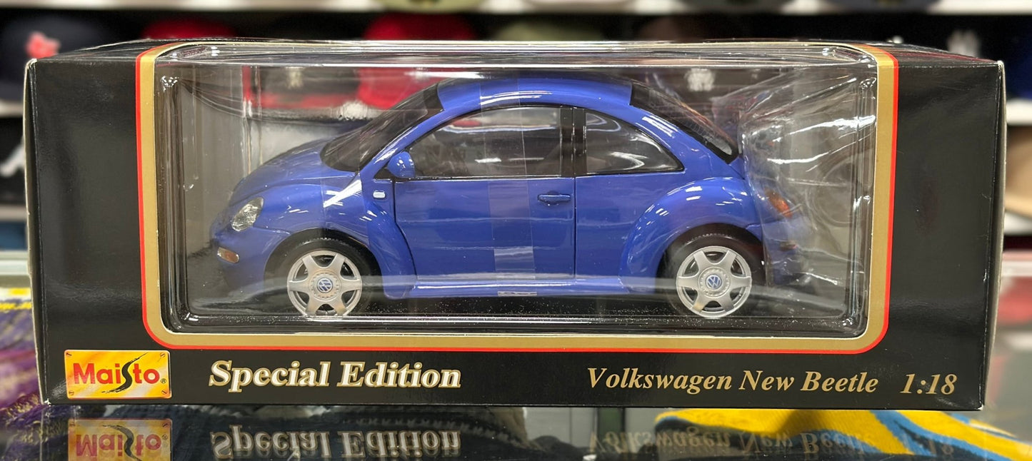 Maisto Volkswagen Beetle Purple 1/18 Scale Diecast Model Car | New - Product Image