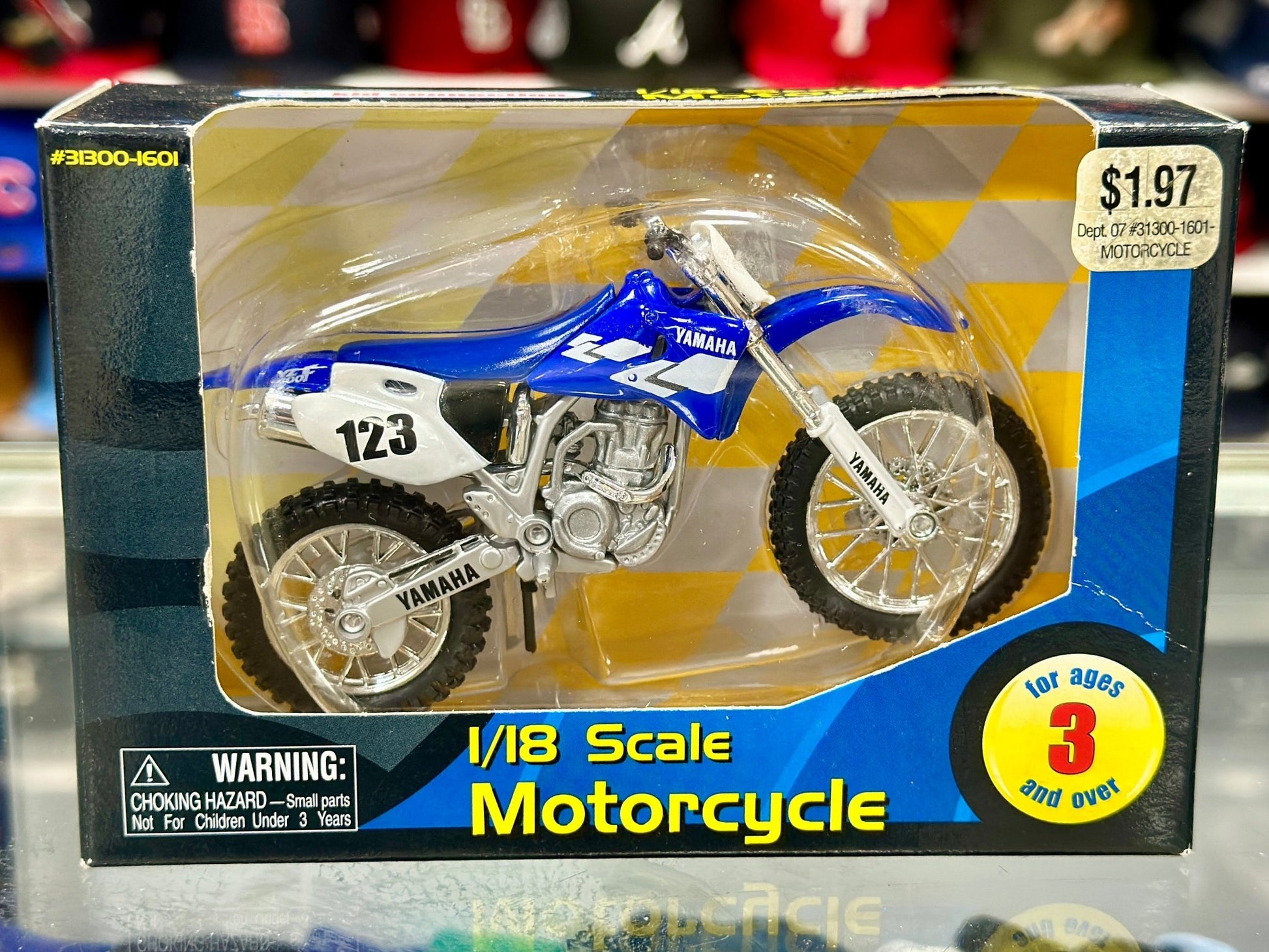 Maisto Yamaha 123 1/18 Scale Diecast Model Bike | New - Product Image