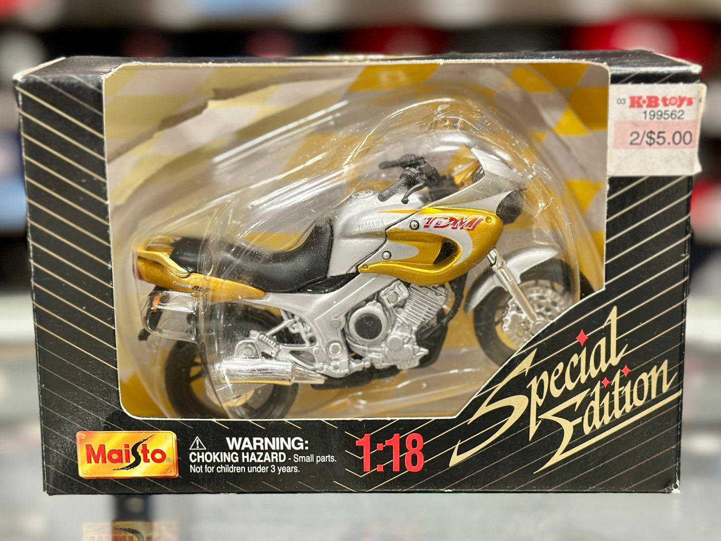 Maisto Yamaha TEMI 1/18 Scale Diecast Model Bike | New - Product Image