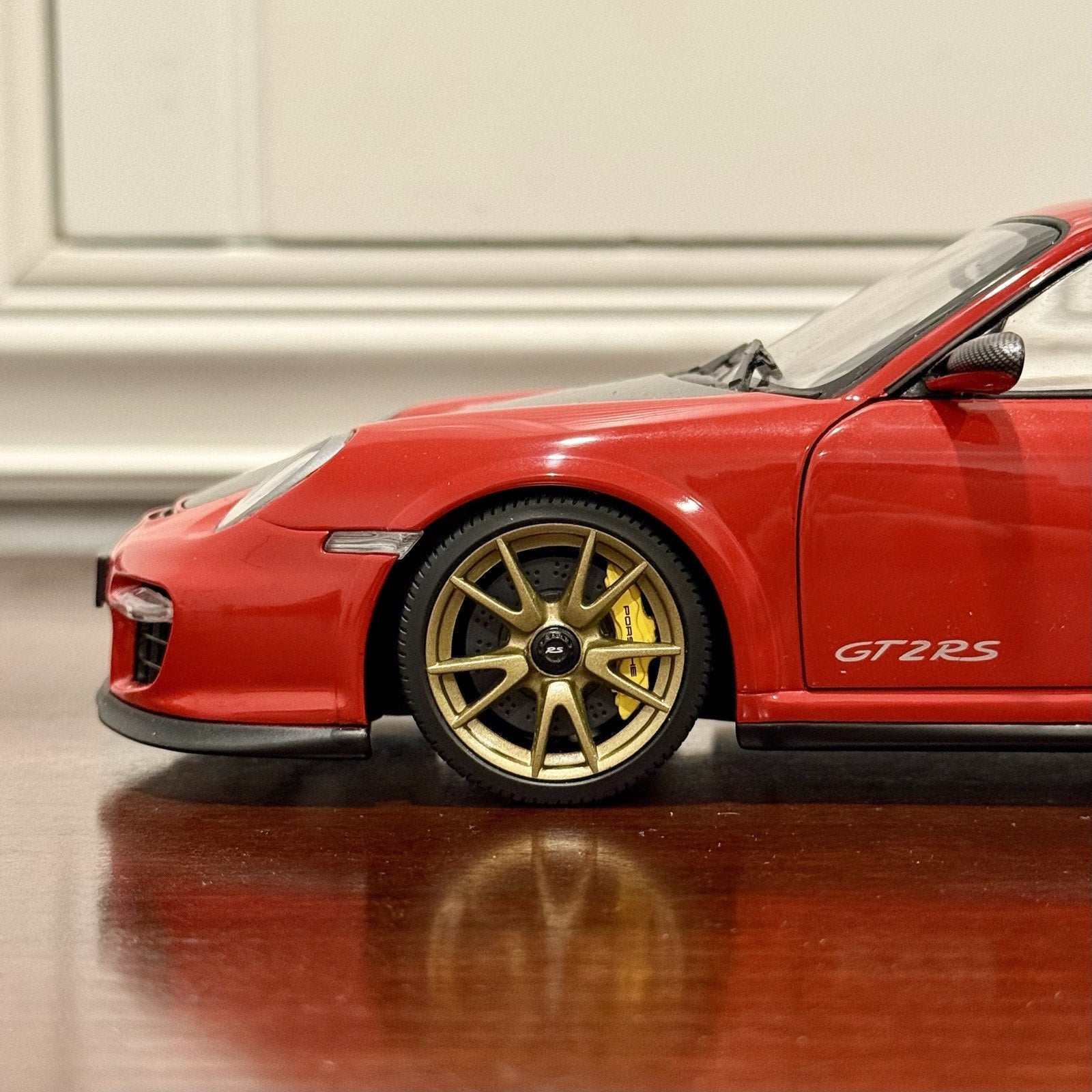 Minichamps Porsche 911 997 GT2 RS Guards Red w/ Bronze Wheels 1/18 Scale Diecast Model Car - Product Image