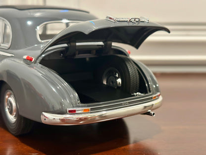 NOREV 1952 Mercedes 300 Gray 1/18 Scale Diecast Model Car - Product Image