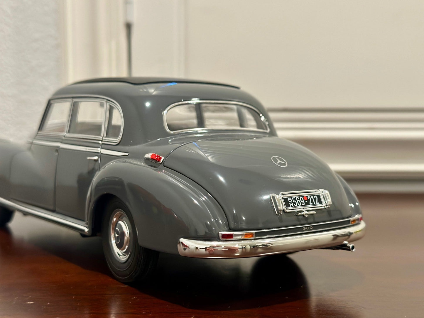 NOREV 1952 Mercedes 300 Gray 1/18 Scale Diecast Model Car - Product Image