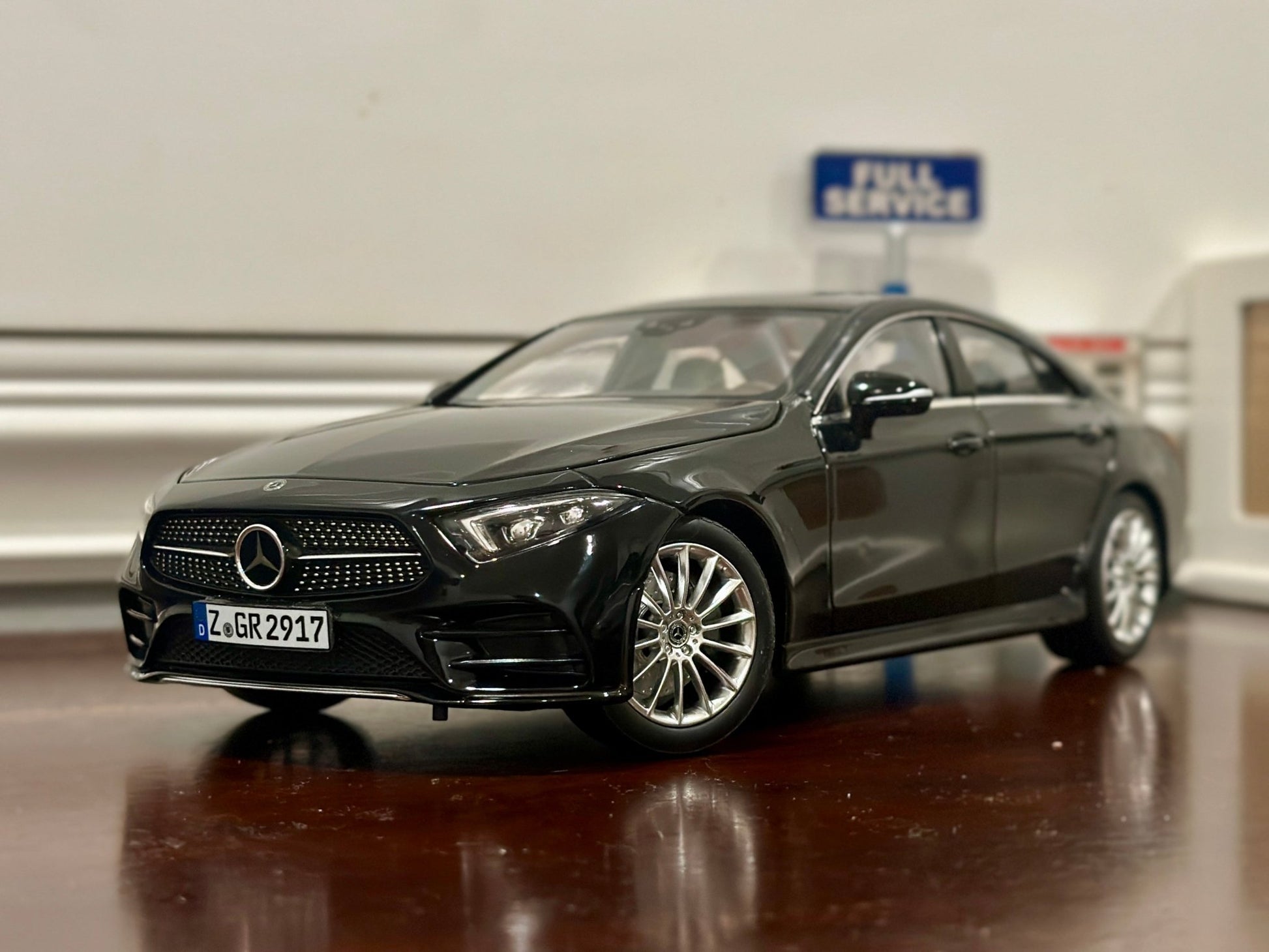 NOREV Mercedes Benz CLS Coupe Black 1/18 Scale Diecast Model Car - Product Image