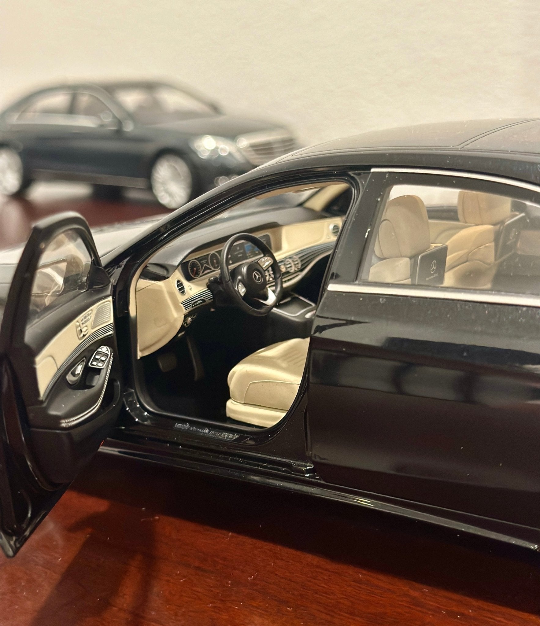 NOREV Mercedes Benz S-Class 'AMG Package' 1/18 Scale Diecast Model Car - Product Image