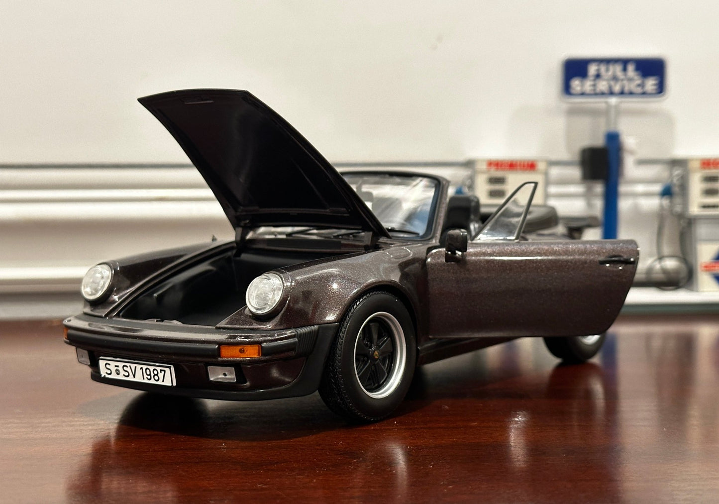 NOREV Porsche 911 930 Turbo Cabriolet Metallic Brown 1/18 Scale Diecast Model Car - Product Image