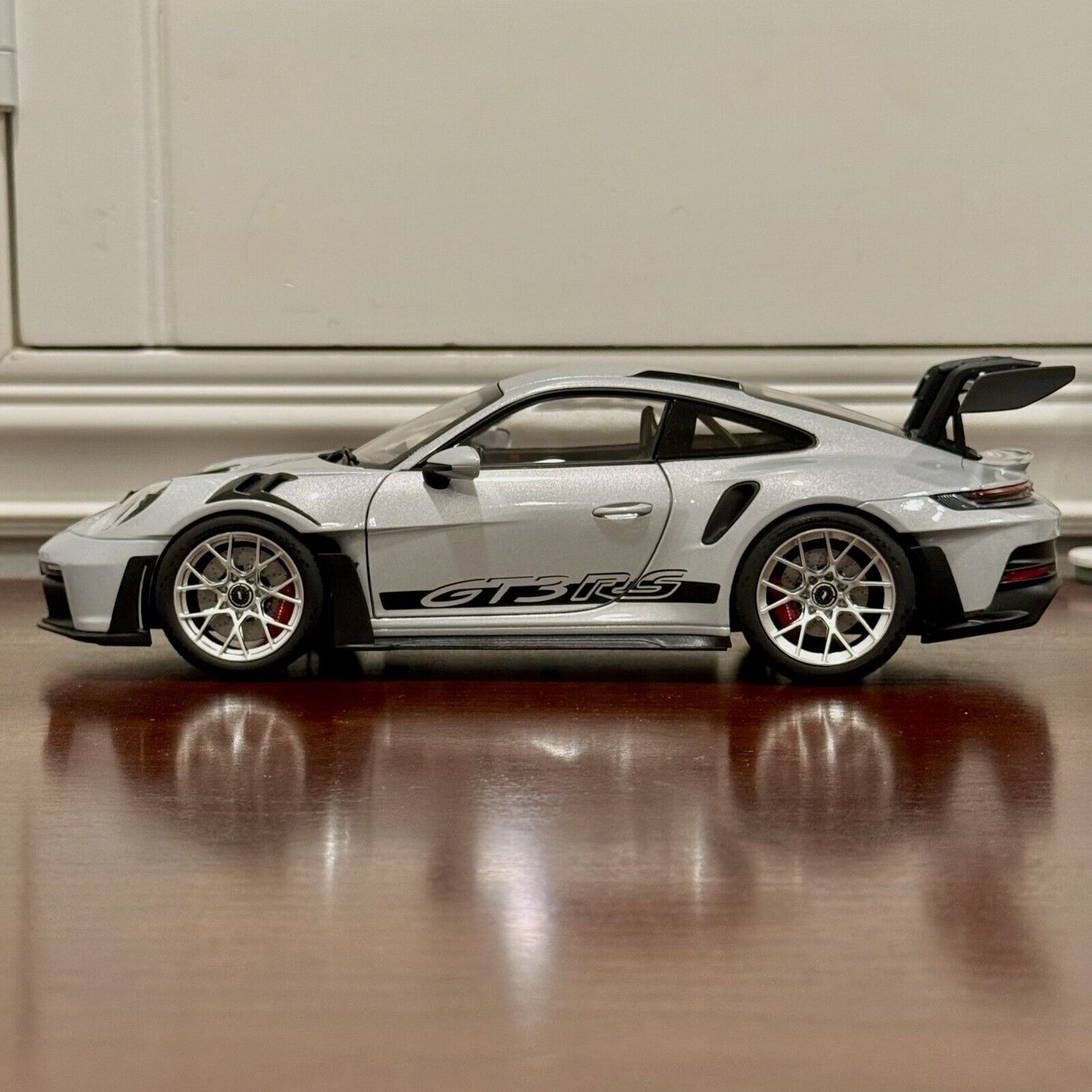 NOREV Porsche 911 992 GT3 RS Metallic Ice Grey 1/18 Scale Diecast Model Car - Product Image
