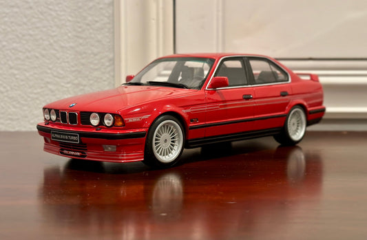 Ottomobile BMW 7-Series 'Alpina B7' Red 1/18 Scale Resin Model Car - Product Image