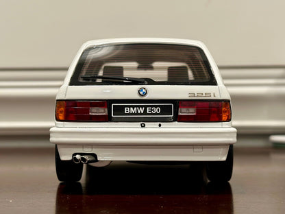 Ottomobile BMW E30 Touring Alpine White 1/18 Scale Resins Model Car - Product Image