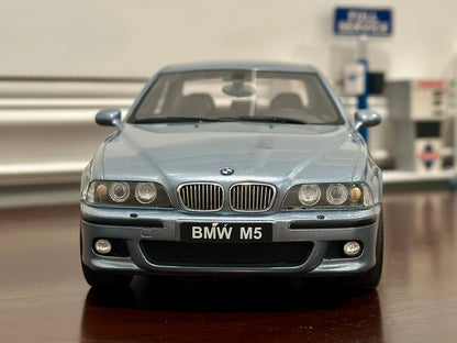 Ottomobile BMW E39 M5 Silverwater Blue 1/18 Scale Resin Model Car | New - Product Image