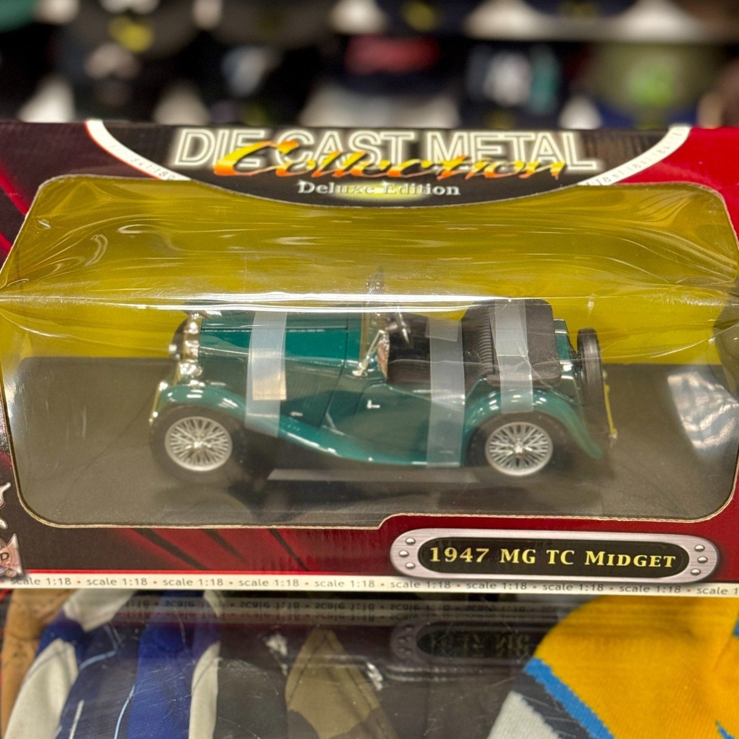 Road Signature 1947 MG TC Midget Green 1/18 Scale Diecast Model Car | New - Product Image