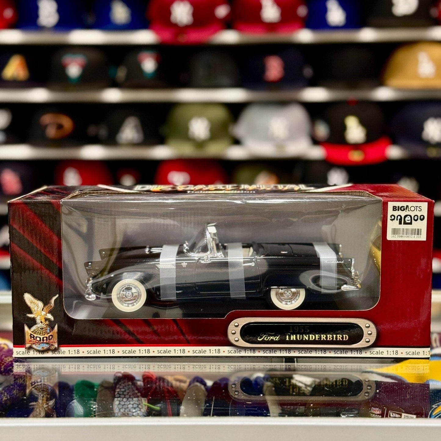 Road Signature 1955 Ford Thunderbird w/ Black 1/18 Scale Diecast Model Car | New - Product Image