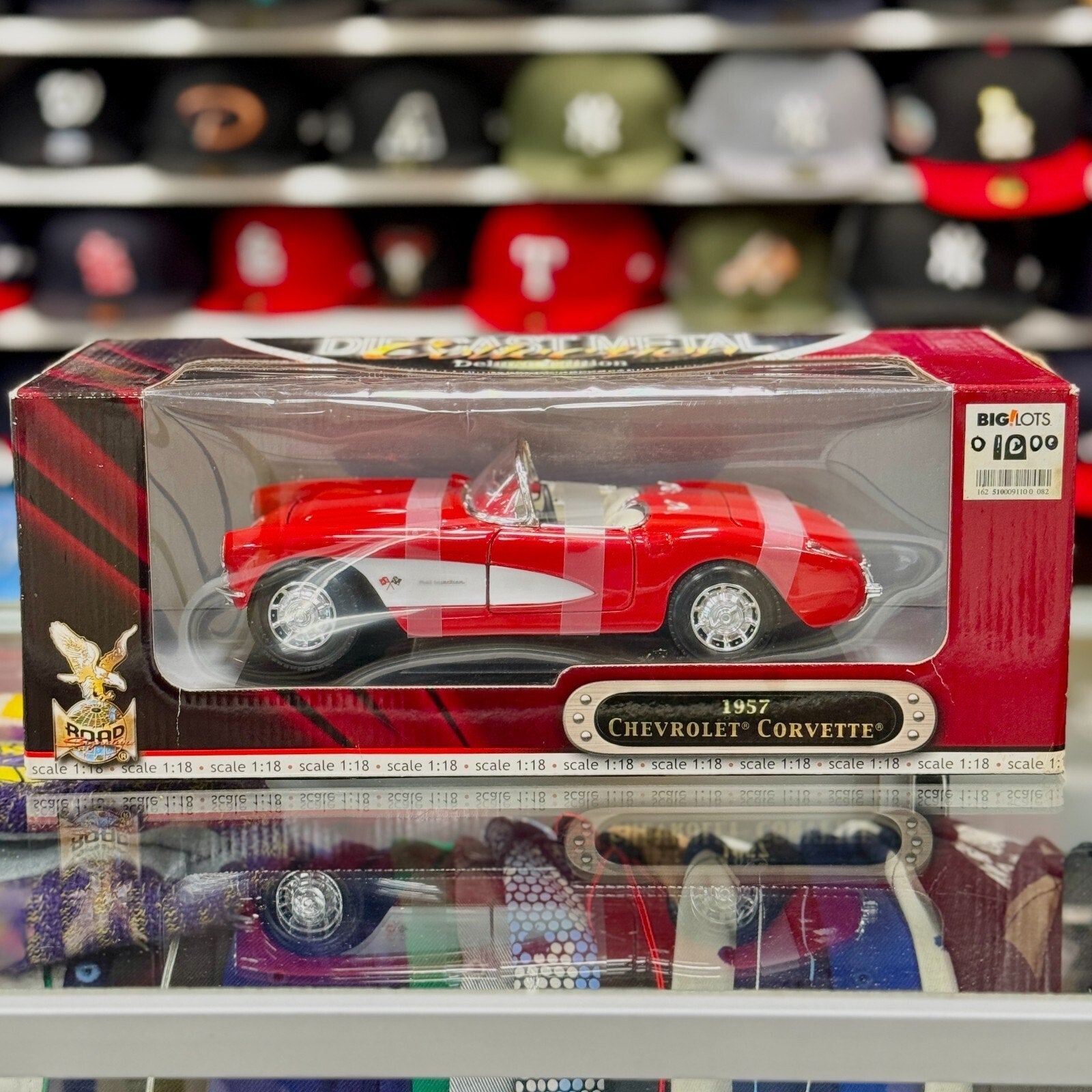 Road Signature 1957 Chevrolet Corvette Red 1/18 Scale Diecast Model Car | New - Product Image