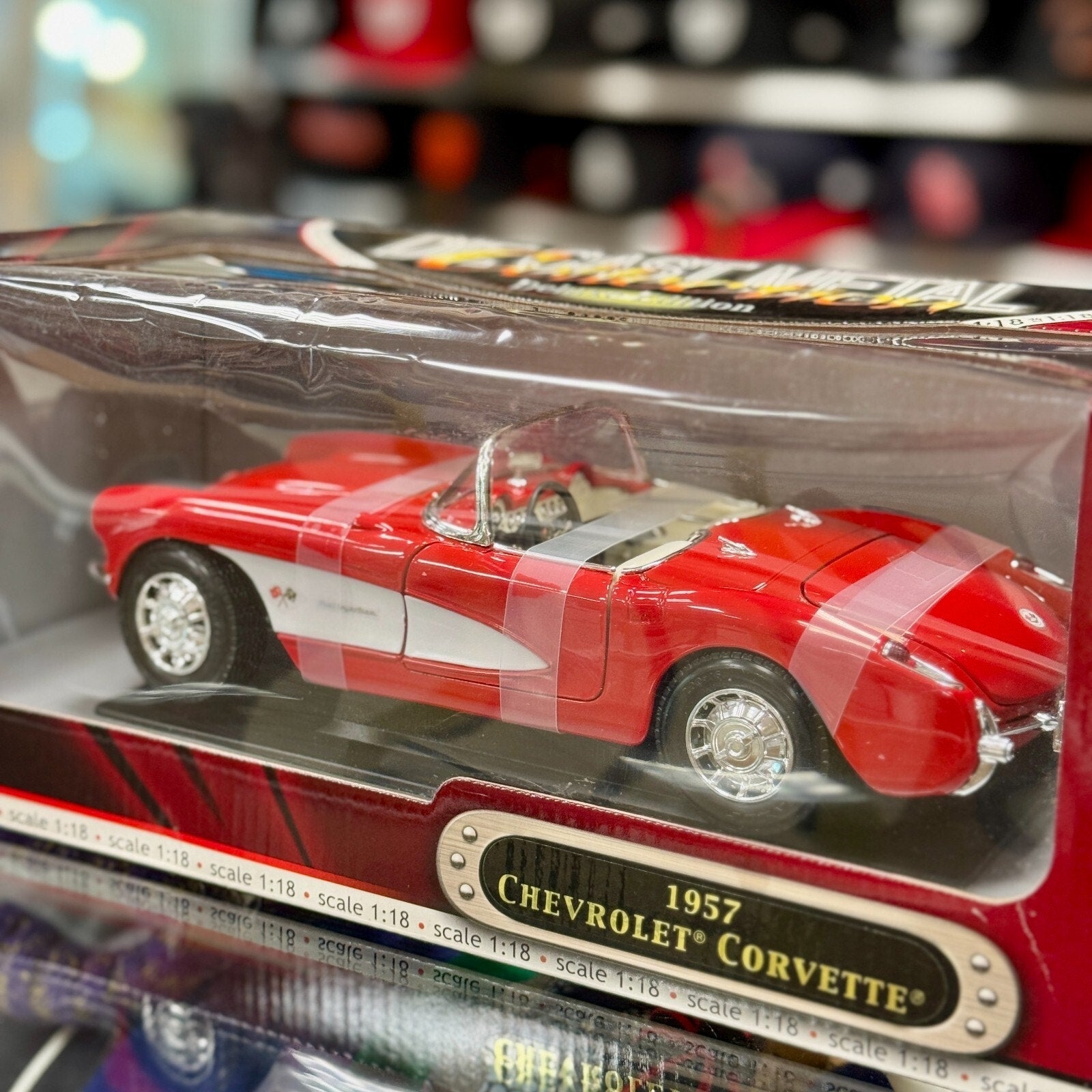 Road Signature 1957 Chevrolet Corvette Red 1/18 Scale Diecast Model Car | New - Product Image
