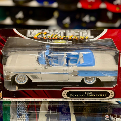 Road Signature 1958 Pontiac Bonneville White w/ Blue Interior 1/18 Scale Diecast Model Car | New - Product Image