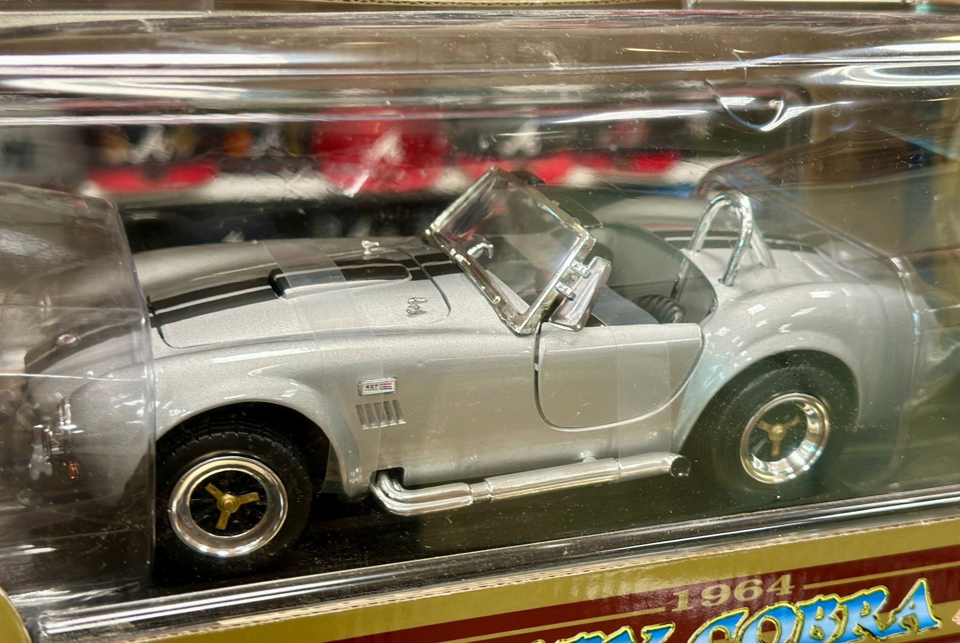 Road Signature 1964 Ford Shelby Cobra 427 S/C Silver 1/18 Scale Diecast Model Car | New - Product Image