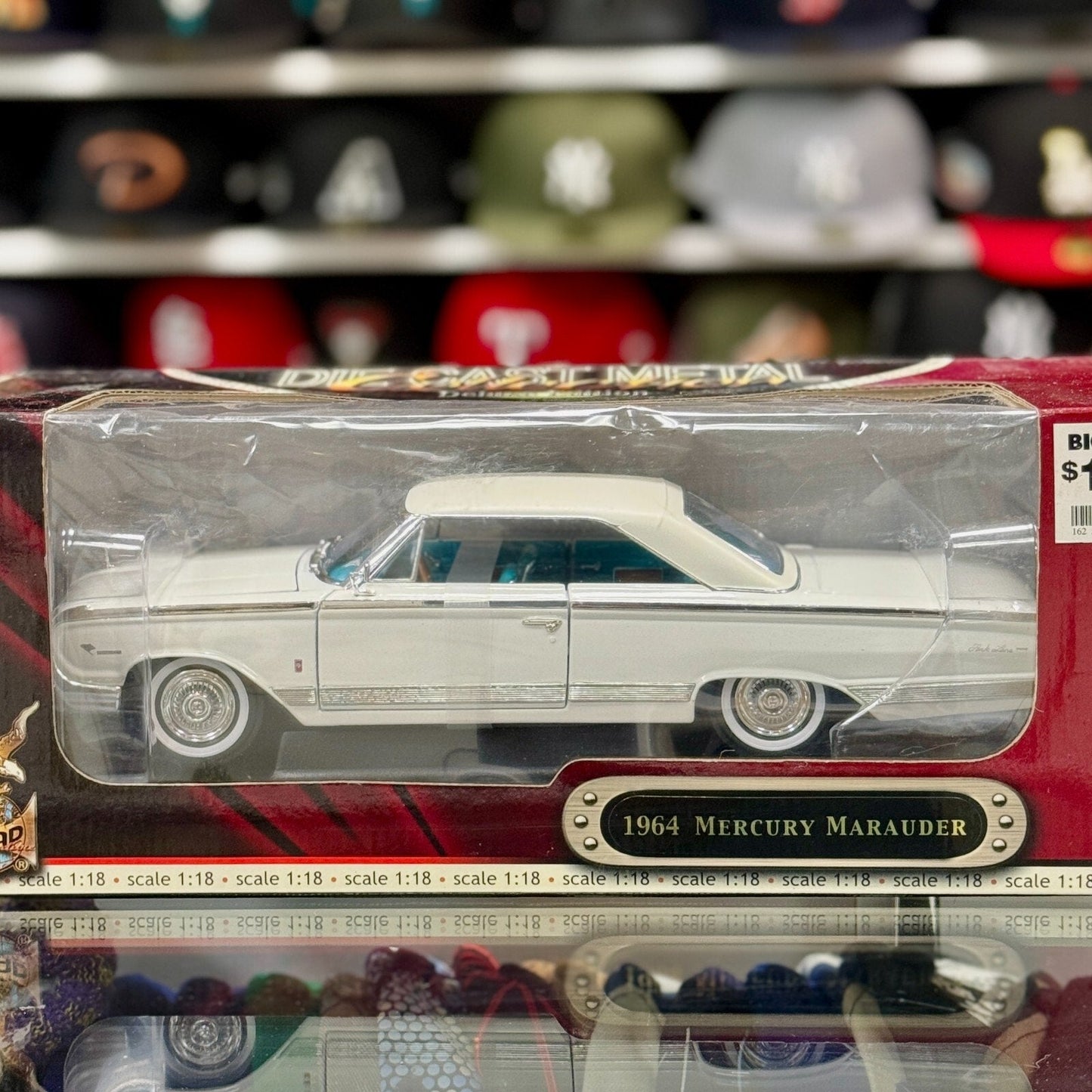 Road Signature 1964 Mercury Marauder White w/ Blue Interior 1/18 Scale Diecast Model Car | New - Product Image