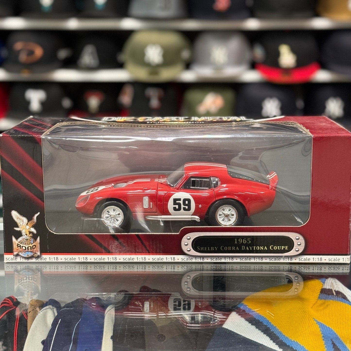 Road Signature 1965 Shelby Cobra Daytona Coupe Red 1/18 Scale Diecast Model Car - Product Image