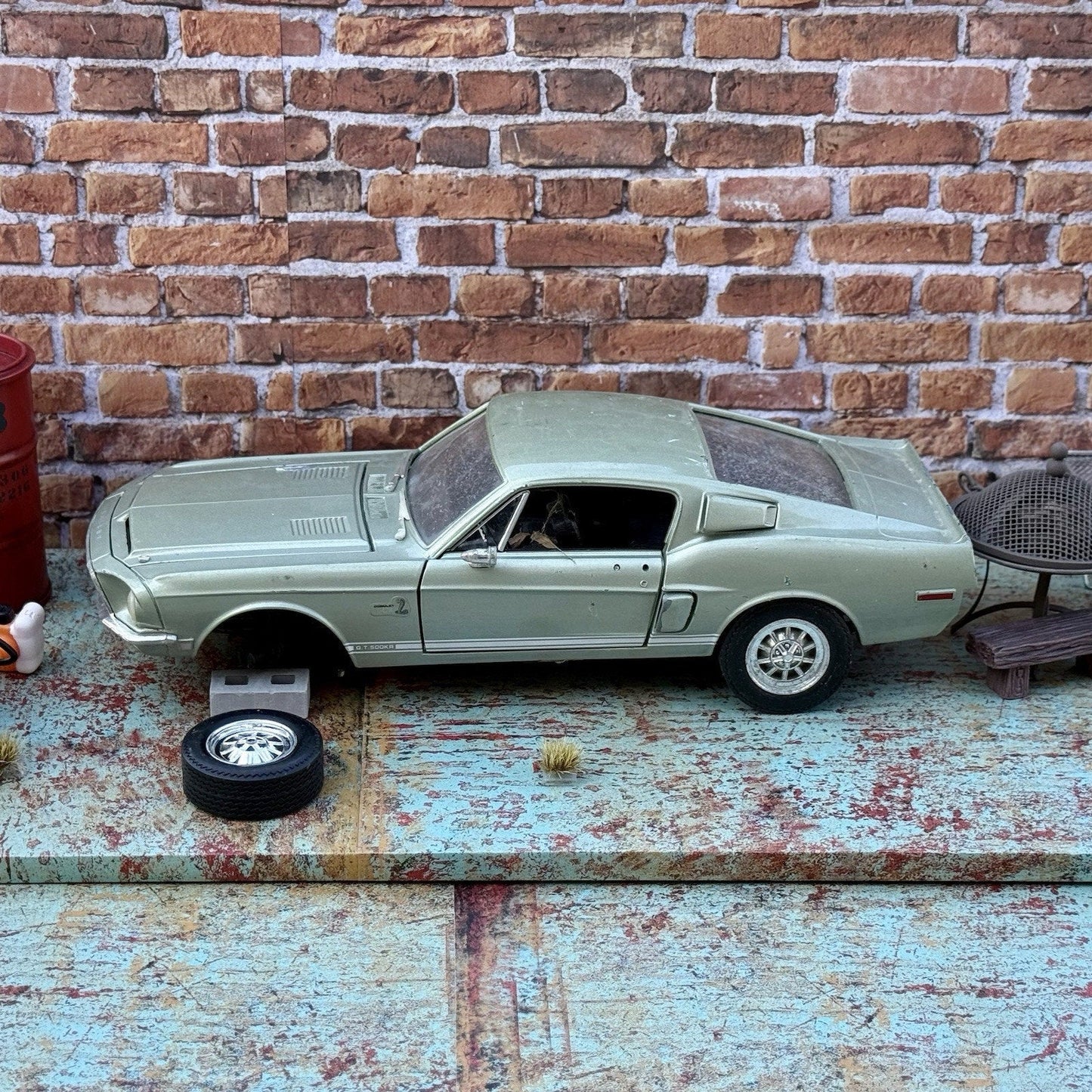 Road Signature 1968 Ford Mustang Shelby GT 500K 1/18 Scale Diecast Model Car | Parts Car - Product Image