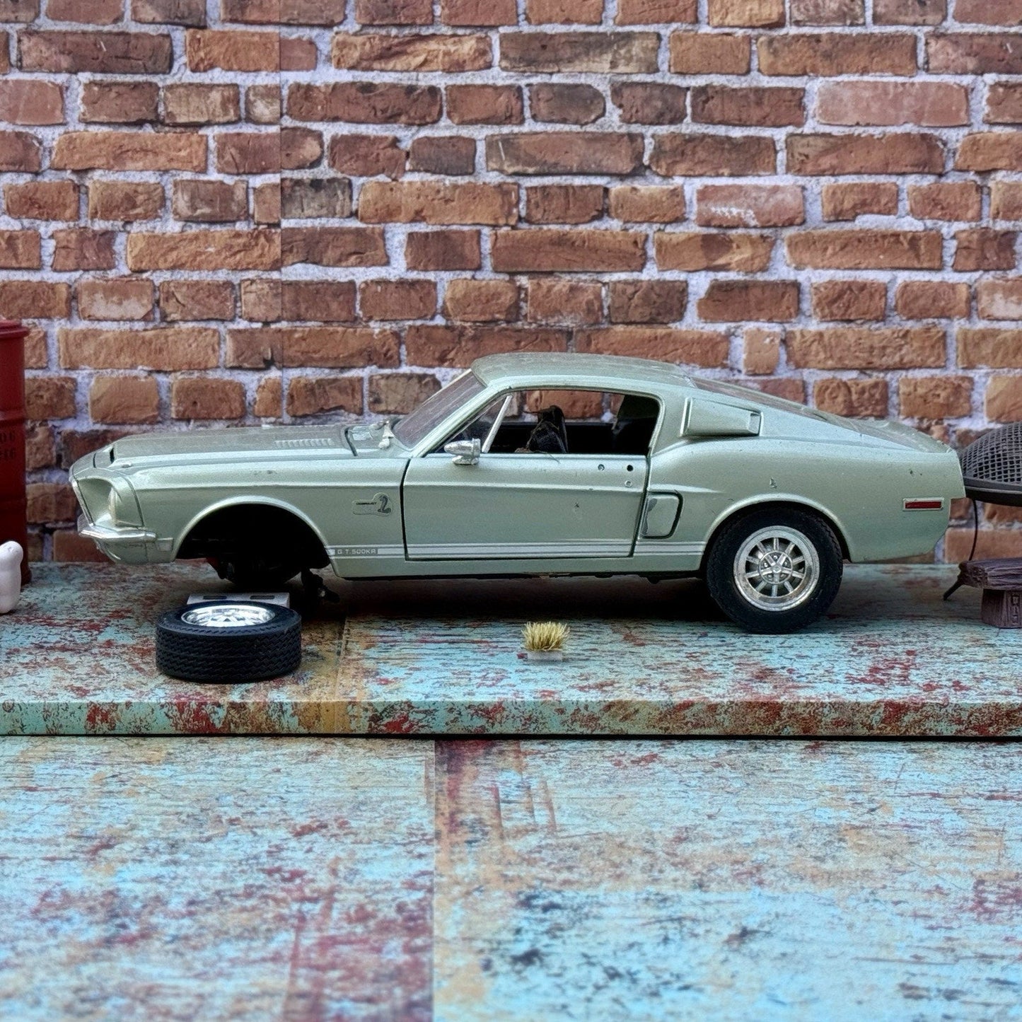 Road Signature 1968 Ford Mustang Shelby GT 500K 1/18 Scale Diecast Model Car | Parts Car - Product Image