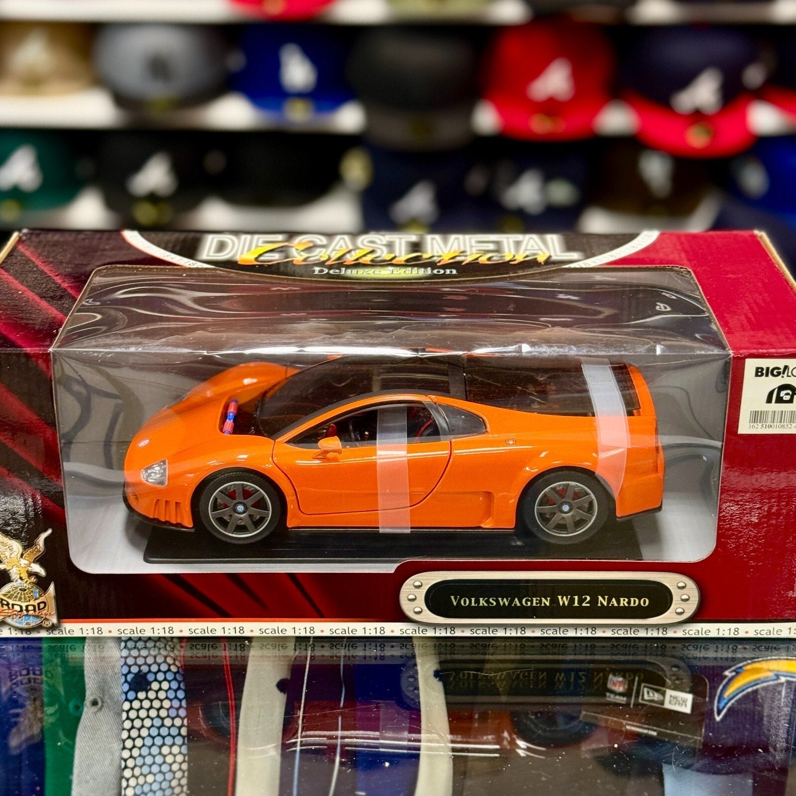 Road Signature Volkswagen W12 Nardo Orange 1/18 Scale Diecast Model Car | New - Product Image