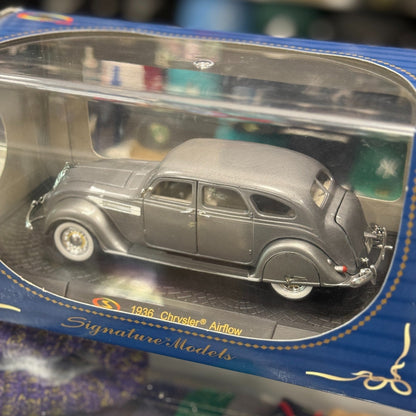 Signature Models 1936 Chrysler Airflow 1/18 Scale Diecast Model Car | New - Product Image