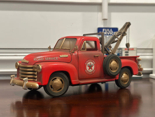 Solido Chevrolet Texaco 'Rust Edition' 1/18 Scale Diecast Model Car - Product Image